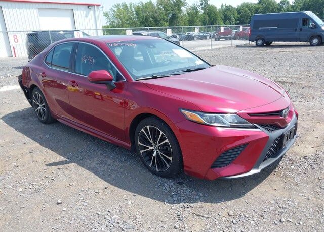 2018 TOYOTA Camry