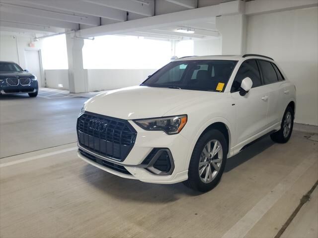 2022 AUDI Q3