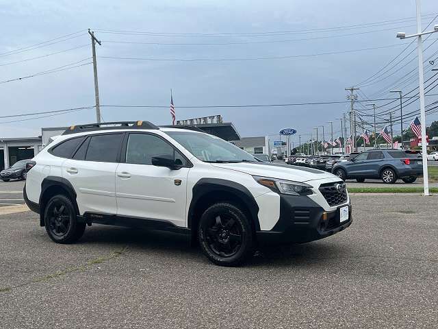 2022 SUBARU Outback
