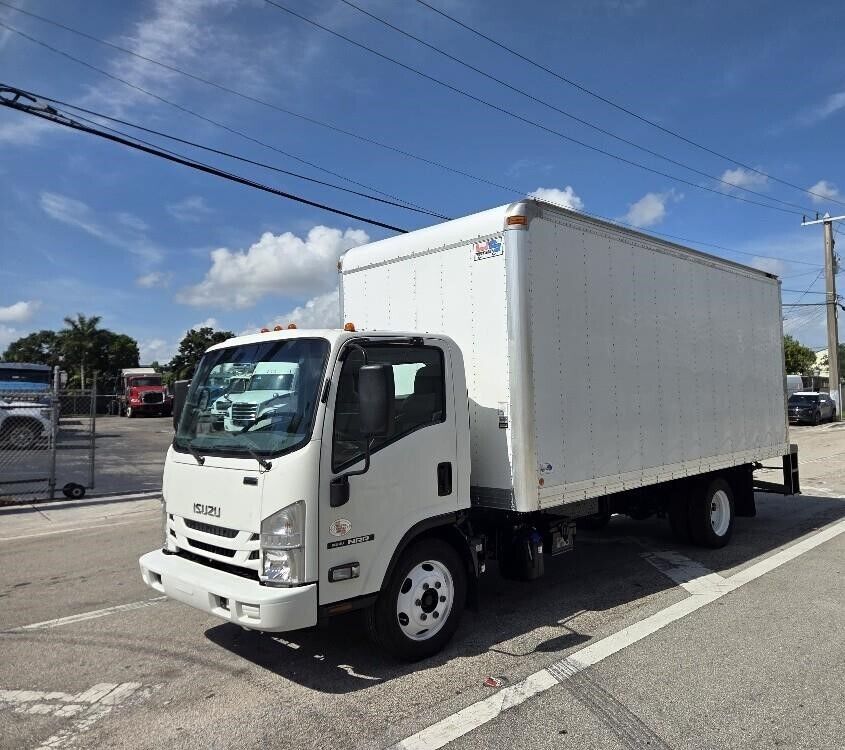 2022 ISUZU NQR