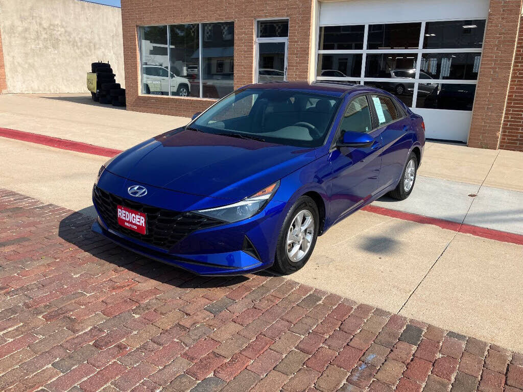 2021 HYUNDAI Elantra