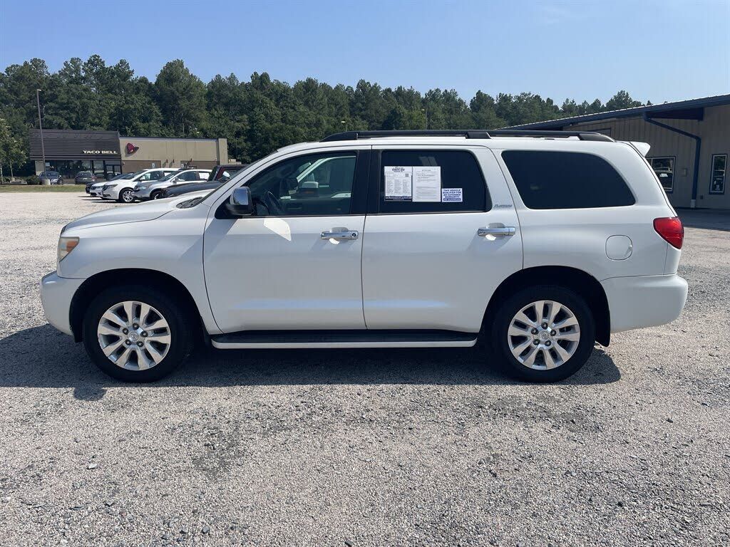 2012 TOYOTA Sequoia