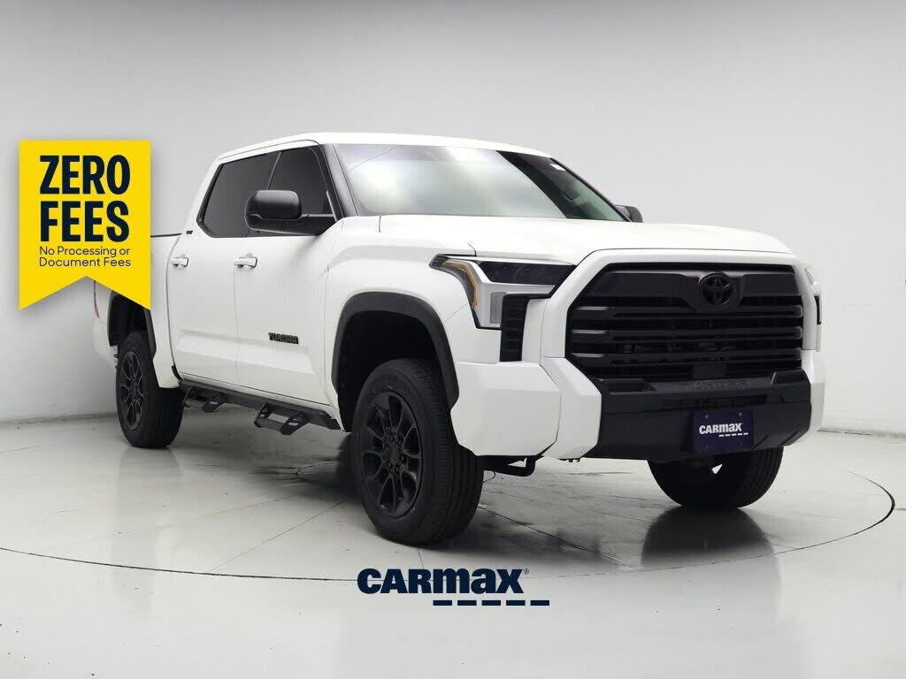 2024 TOYOTA Tundra