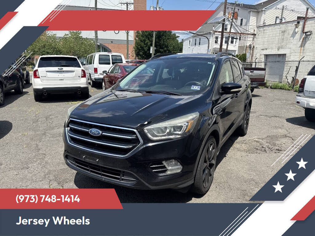 2017 FORD Escape