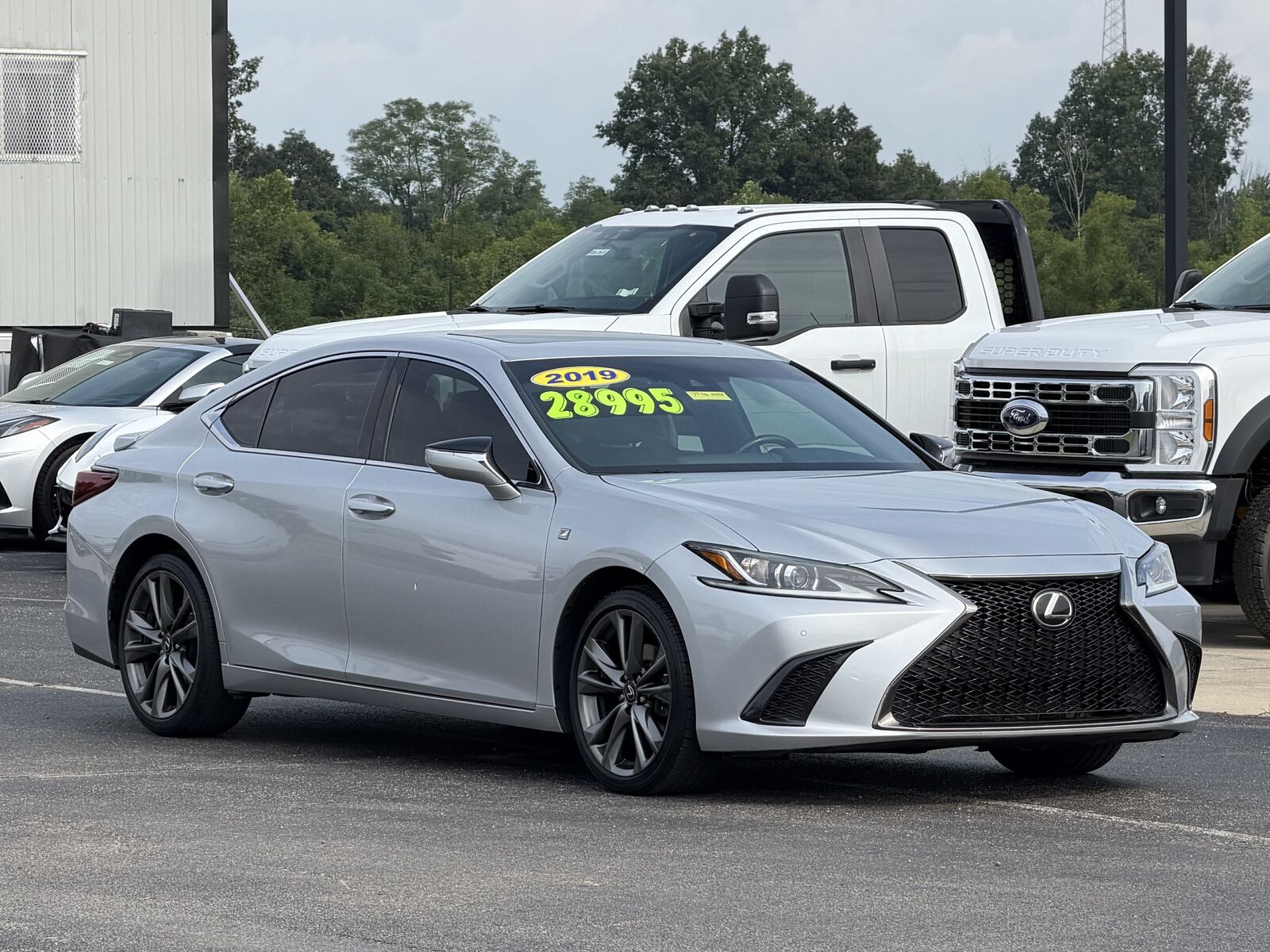 2019 LEXUS ES