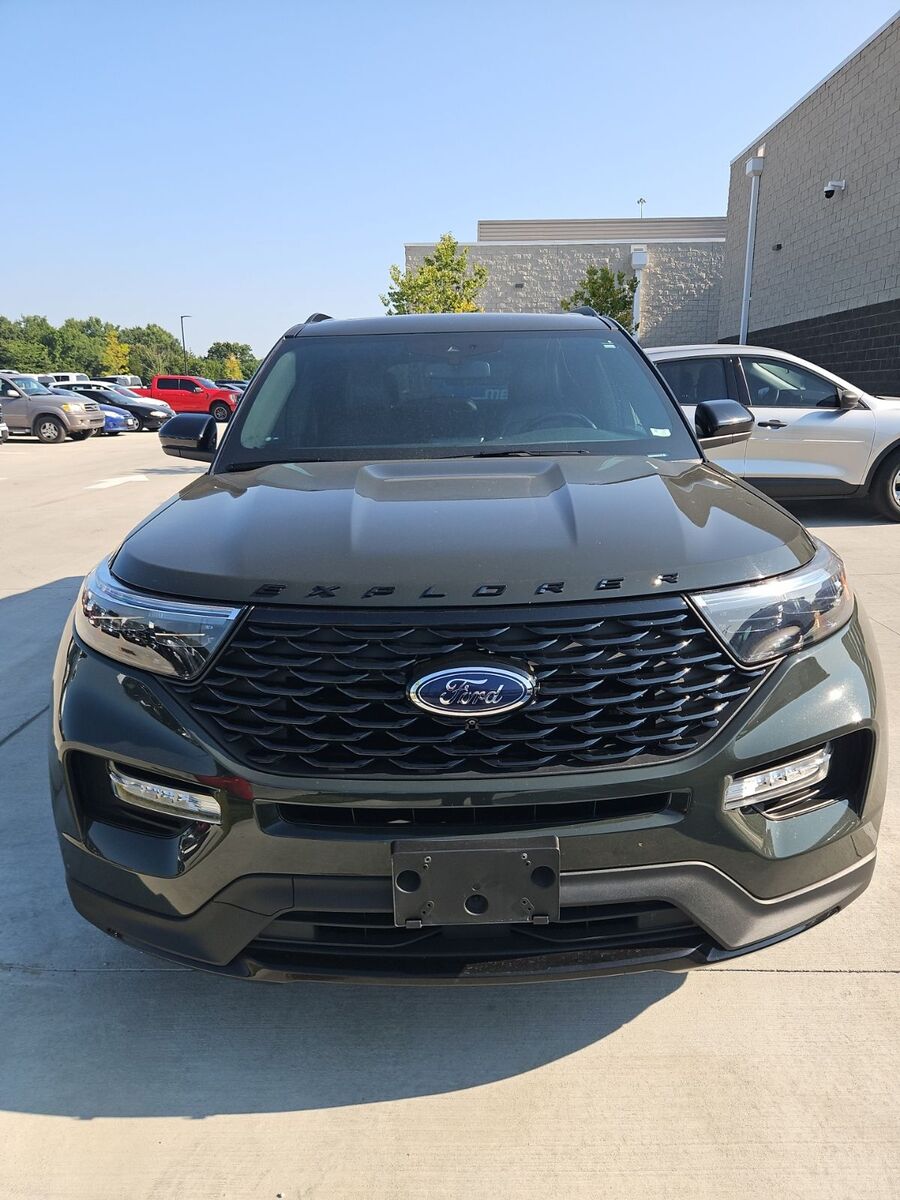 2022 FORD Explorer