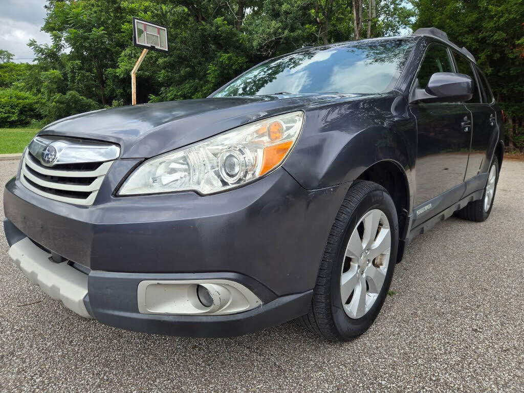 2010 SUBARU Outback