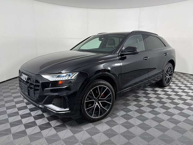 2021 AUDI Q8