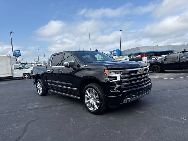 2025 CHEVROLET Silverado