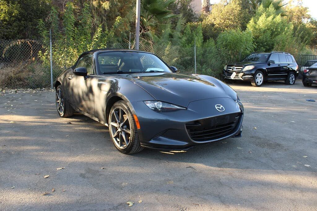 2017 MAZDA MX-5