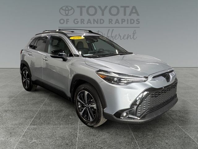 2025 TOYOTA COROLLA
