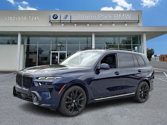 2023 BMW X7