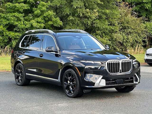 2023 BMW X7