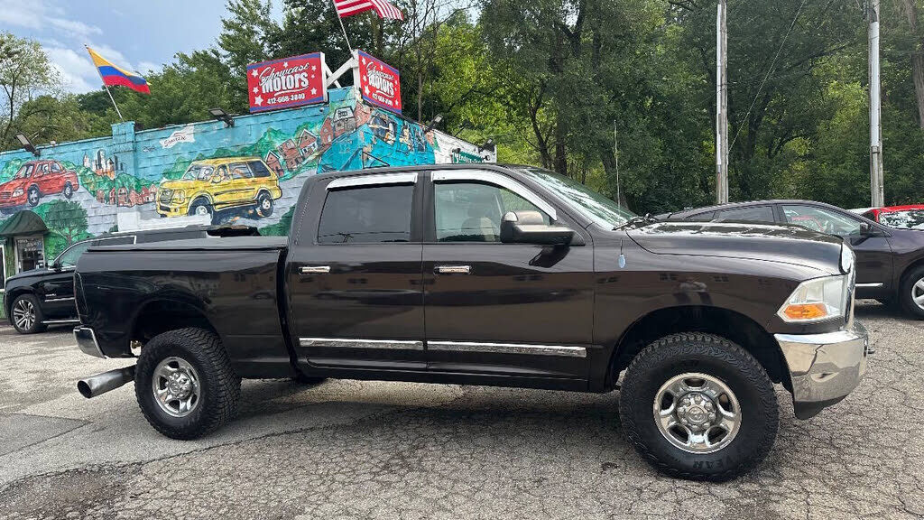 2011 DODGE Ram