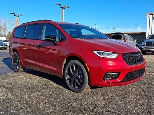 2026 CHRYSLER Pacifica