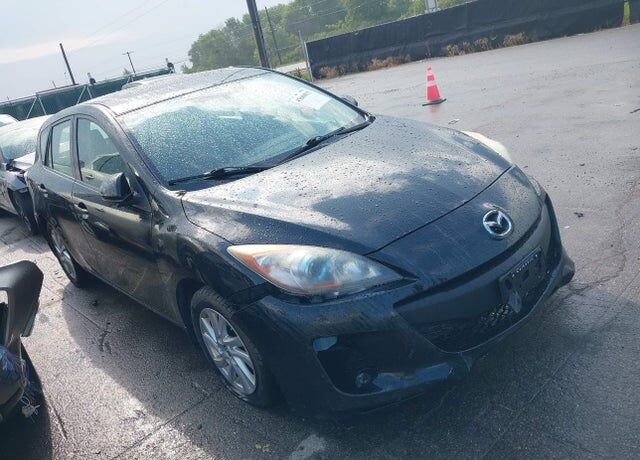 2013 MAZDA Mazda3