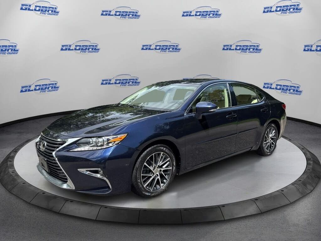 2016 LEXUS ES