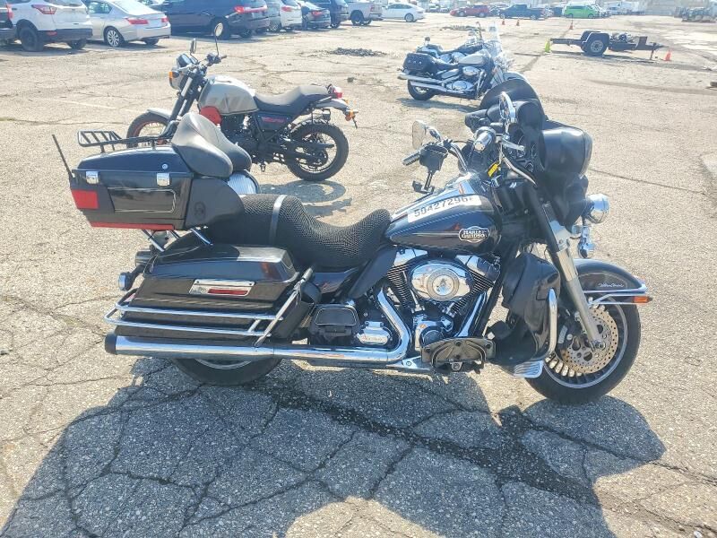 2011 HARLEY DAVIDSON Electra Glide Ultra Classic