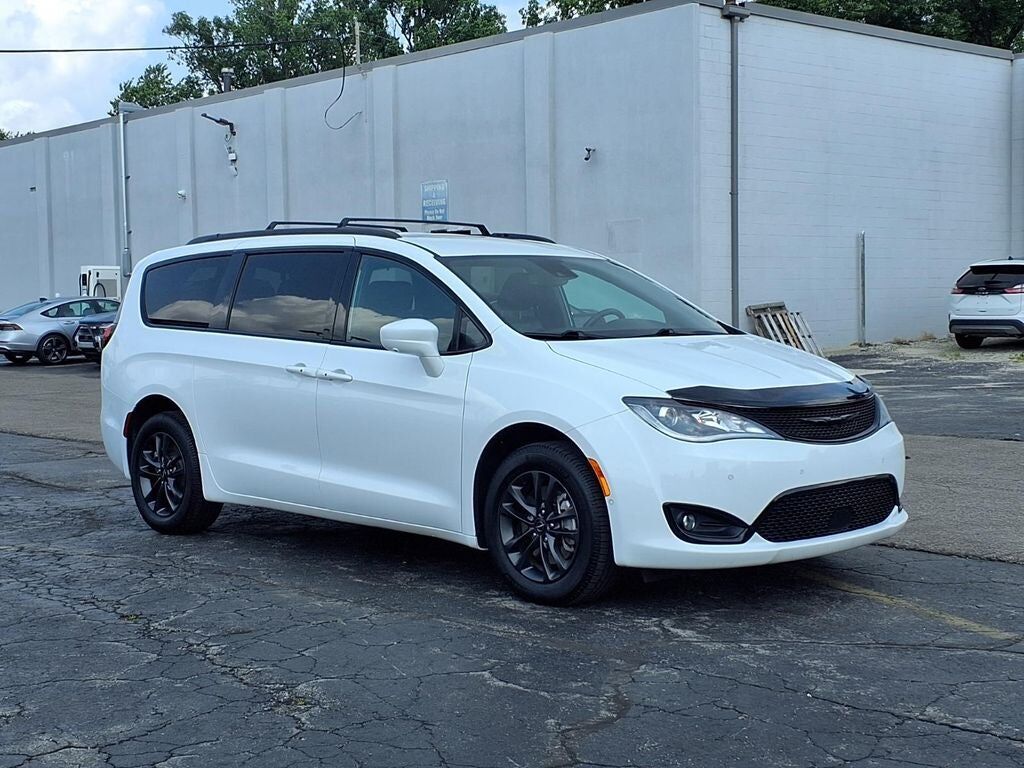 2020 CHRYSLER Pacifica