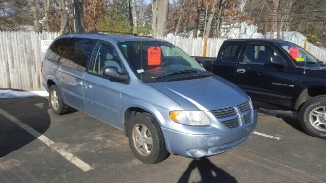 2005 DODGE Caravan