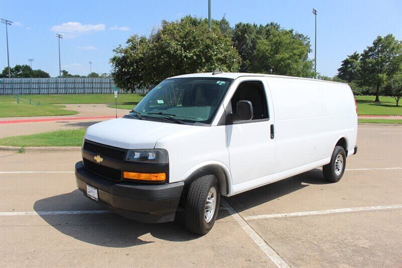 2021 CHEVROLET Express