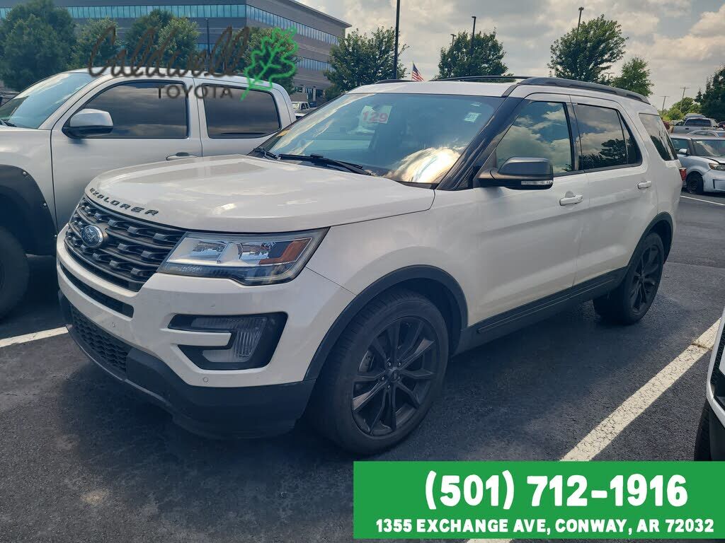 2017 FORD Explorer