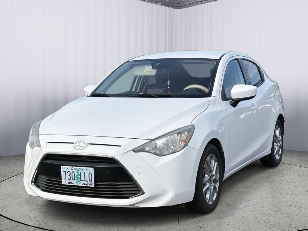 2016 TOYOTA Scion