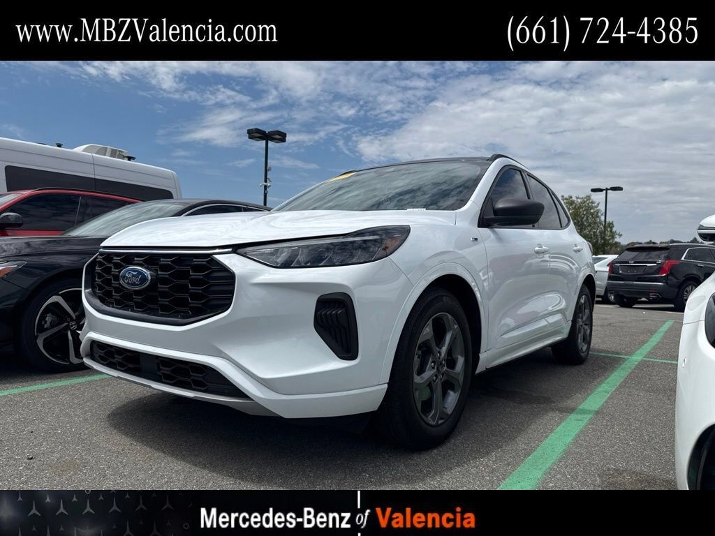 2023 FORD Escape
