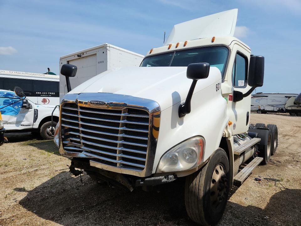 2018 FREIGHTLINER Cascadia