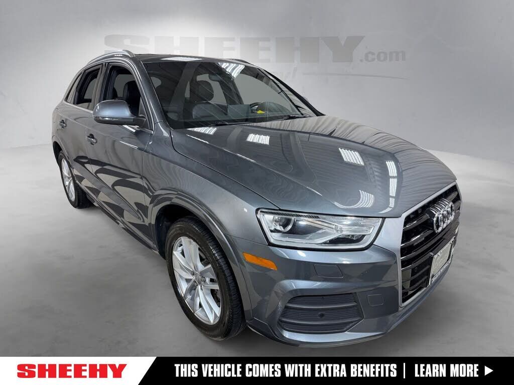 2016 AUDI Q3