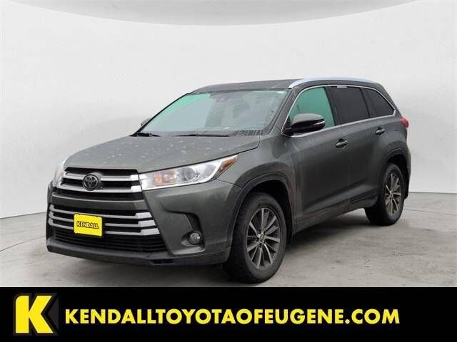 2019 TOYOTA Highlander