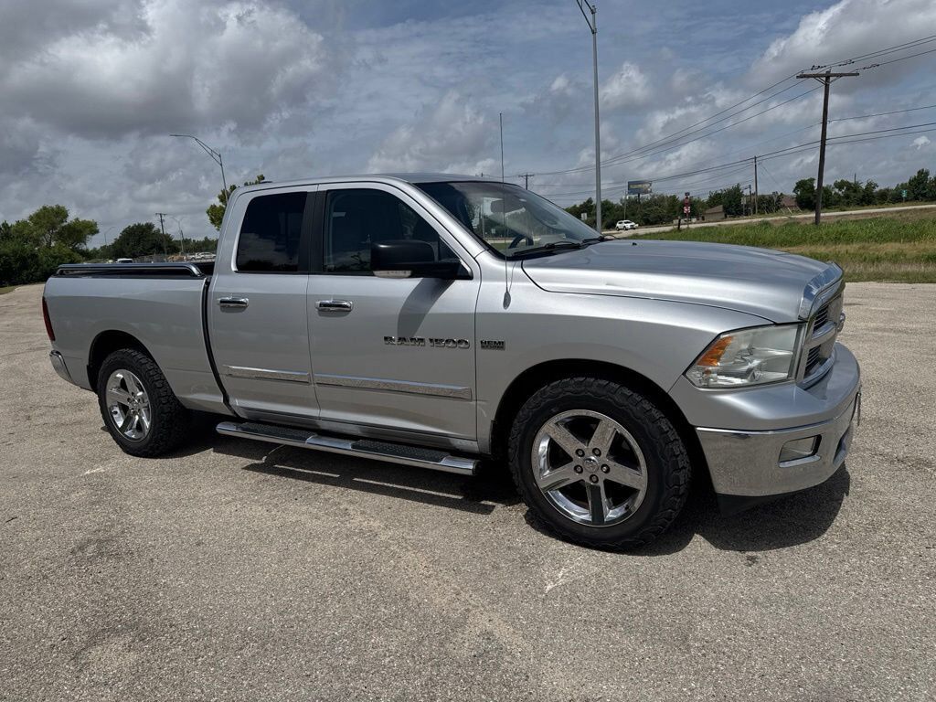 2012 DODGE Ram