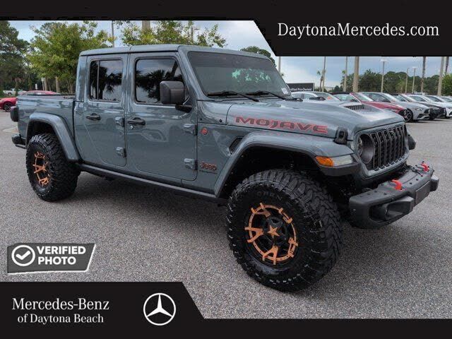 2024 JEEP Gladiator