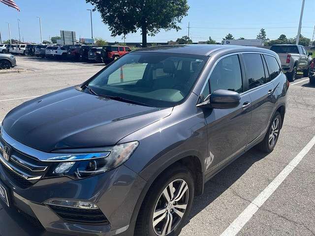 2017 HONDA Pilot