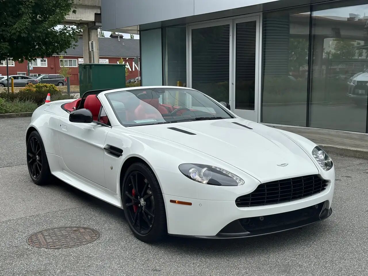 Aston Martin V8 Vantage