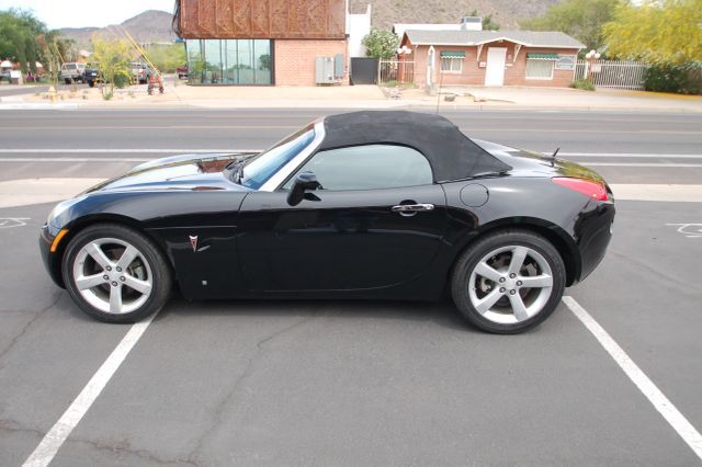 2008 PONTIAC Solstice