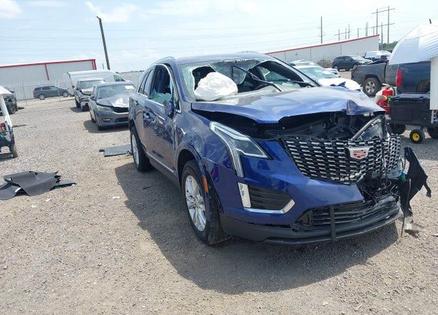2025 CADILLAC XT5