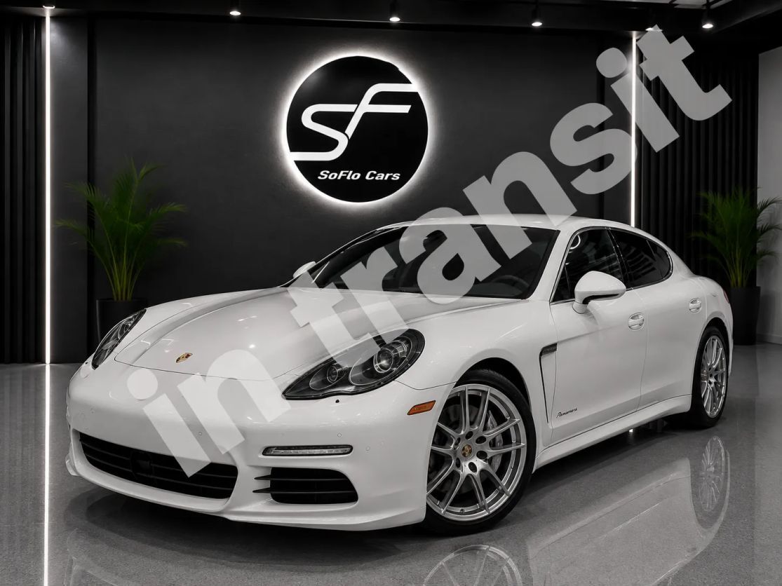 2015 PORSCHE Panamera