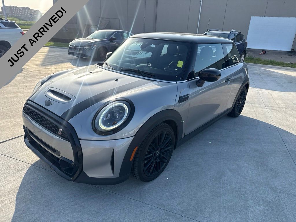 2024 MINI Hardtop