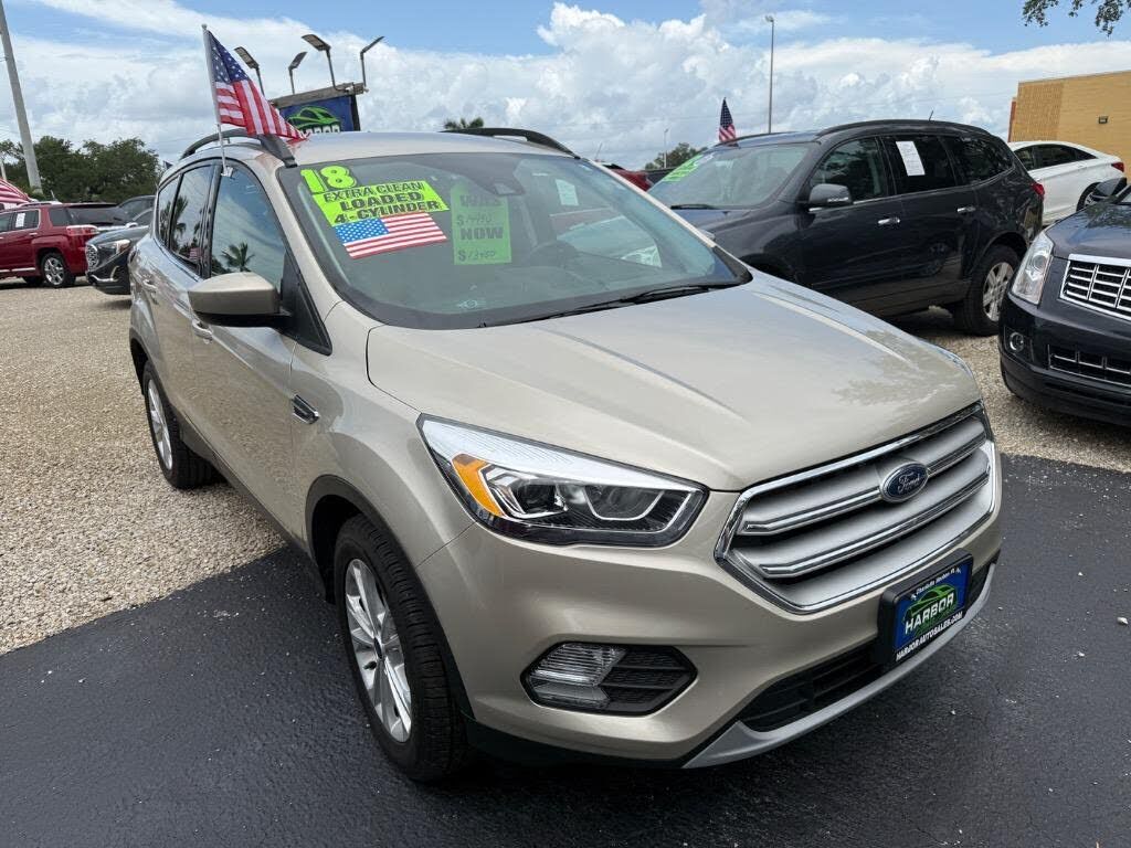 2018 FORD Escape