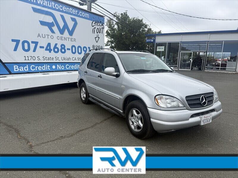 2000 MERCEDES-BENZ M-Class