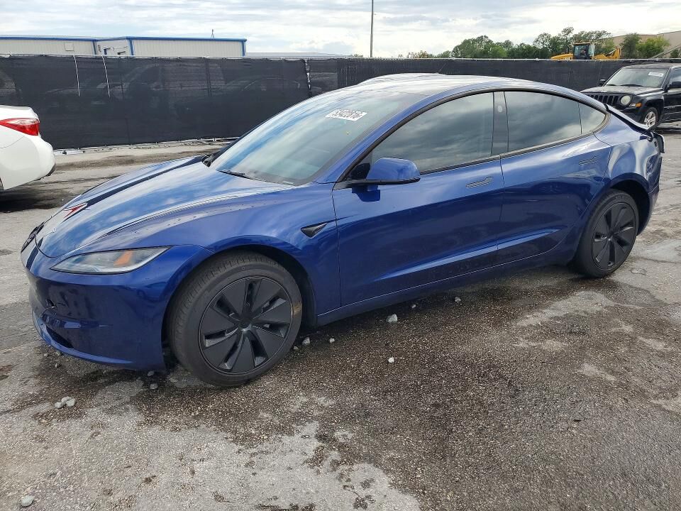 2025 TESLA Model 3