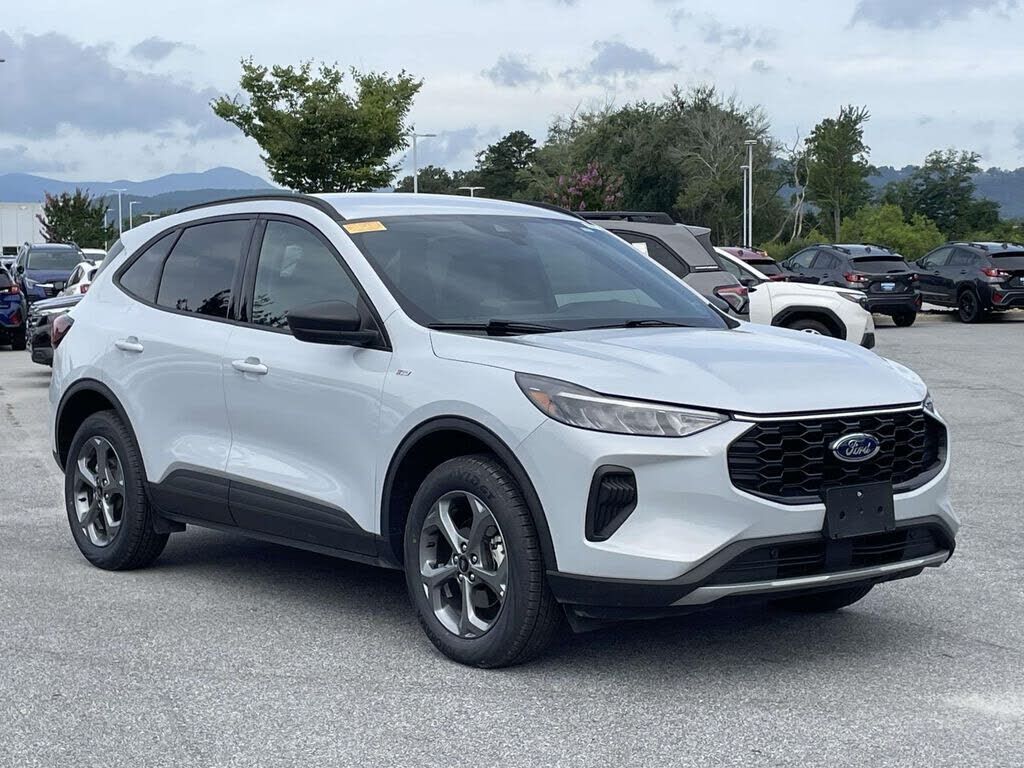 2025 FORD Escape