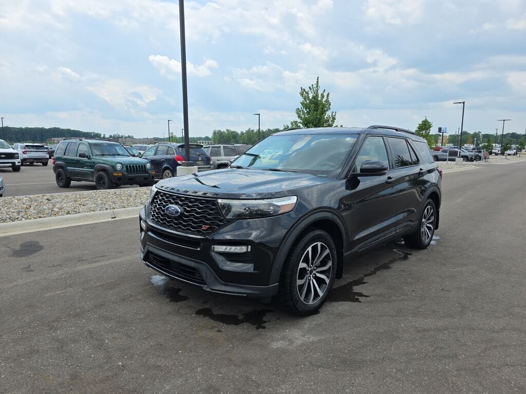 2020 FORD Explorer