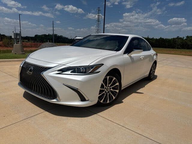 2021 LEXUS ES