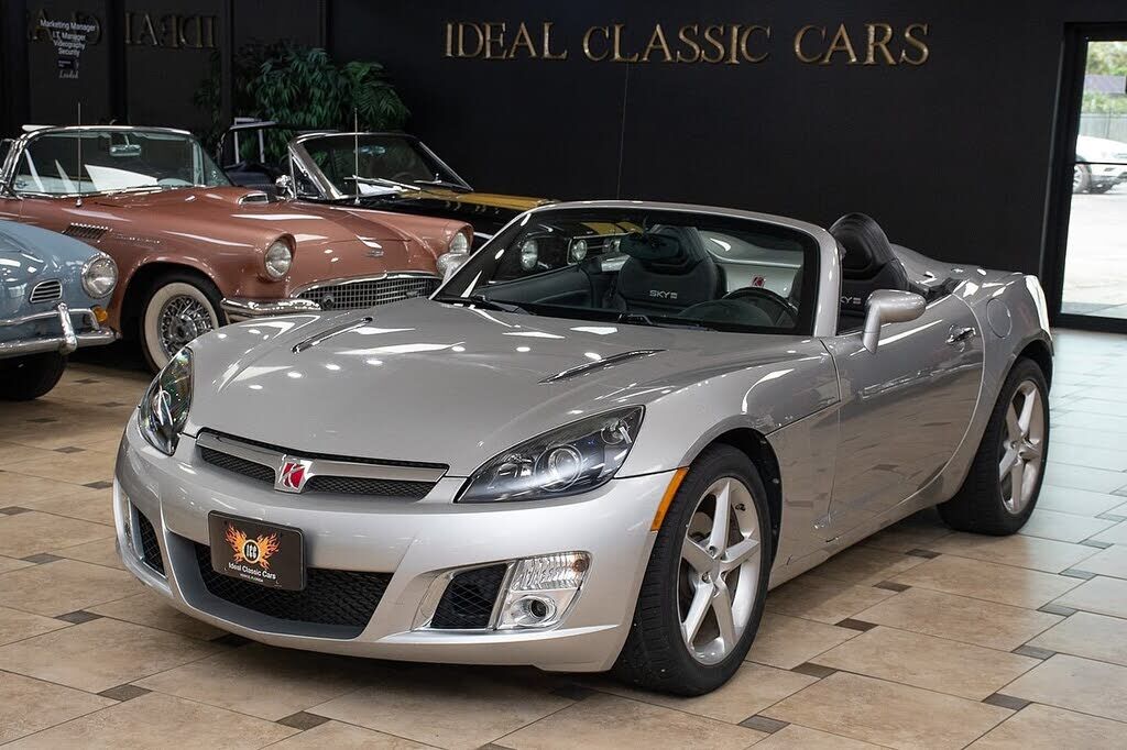 2008 SATURN Sky