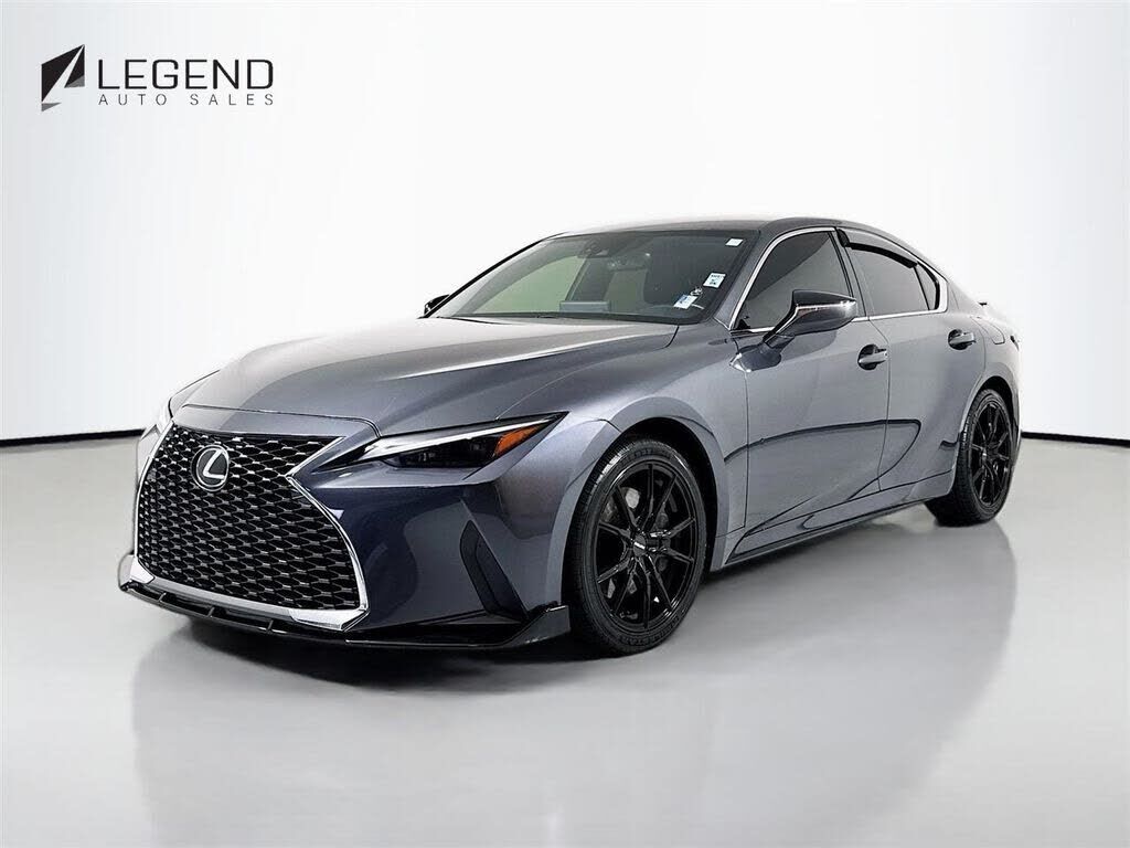 2021 LEXUS IS
