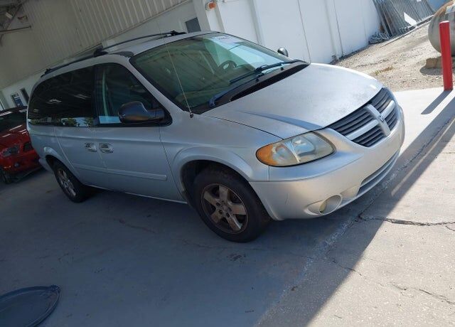 2005 DODGE Caravan