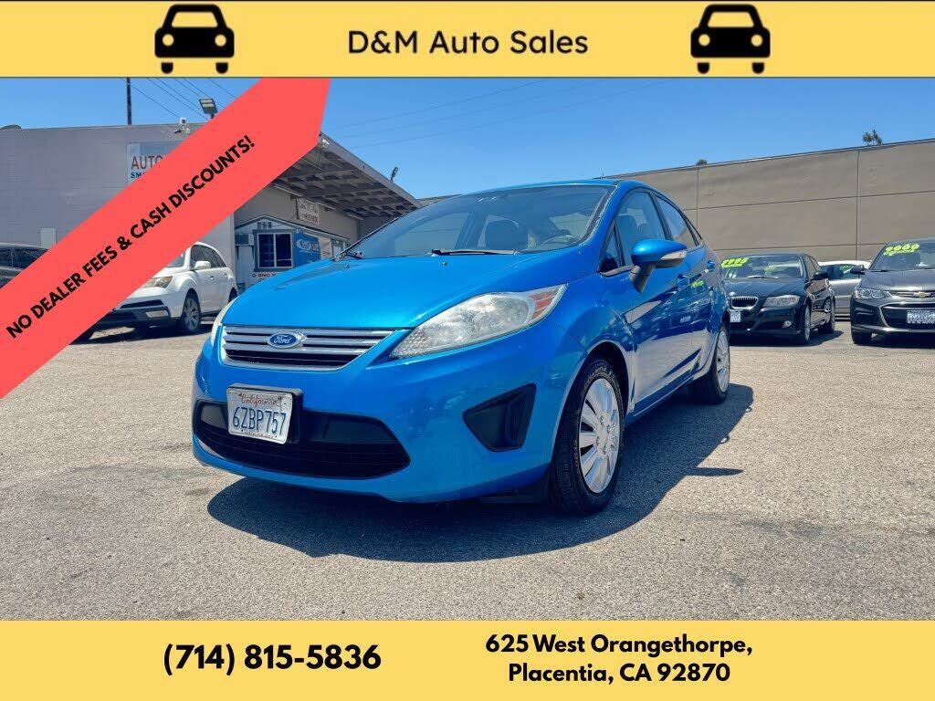 2013 FORD Fiesta