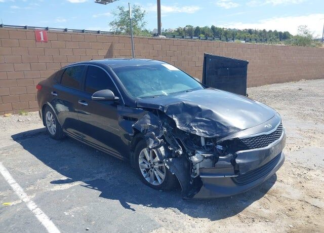 2017 KIA Optima